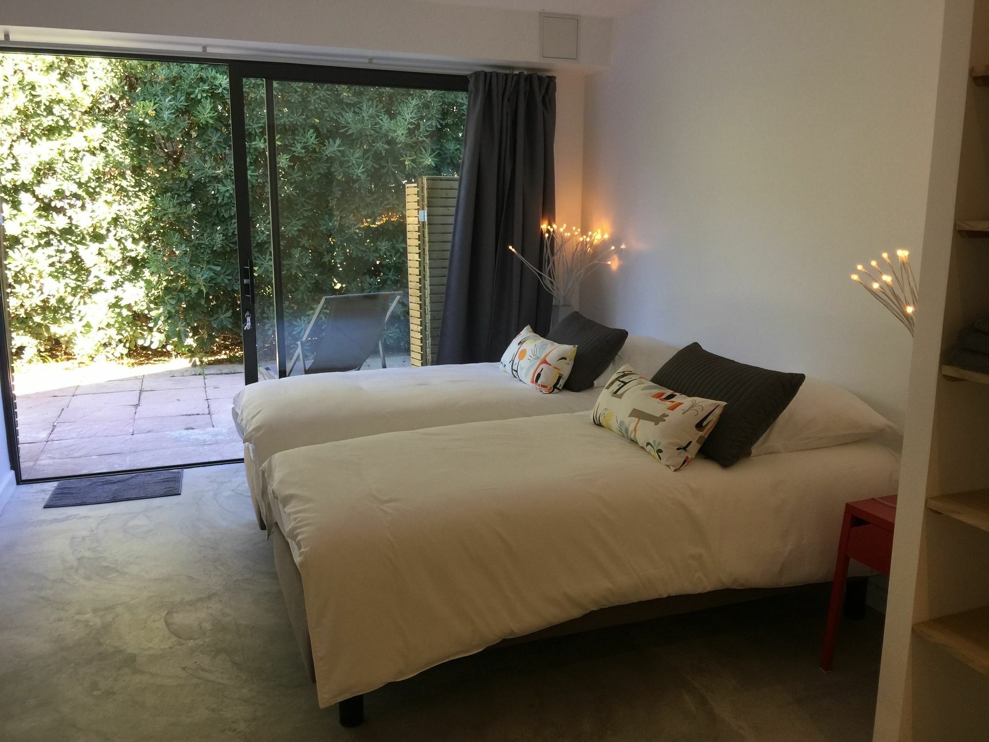 Le Cube Hotel Design A Hyeres Plage Avec Piscine Et Cuisine Eksteriør bilde