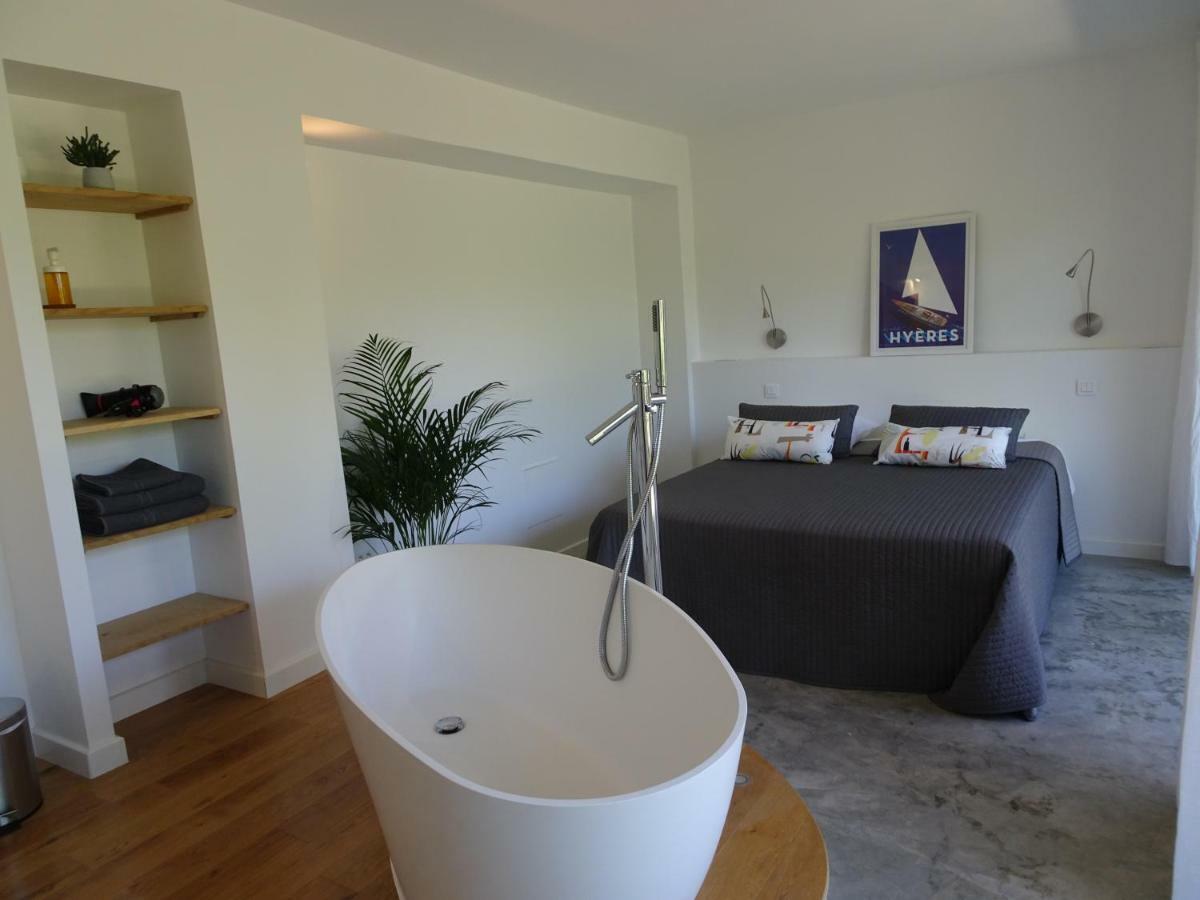 Le Cube Hotel Design A Hyeres Plage Avec Piscine Et Cuisine Eksteriør bilde